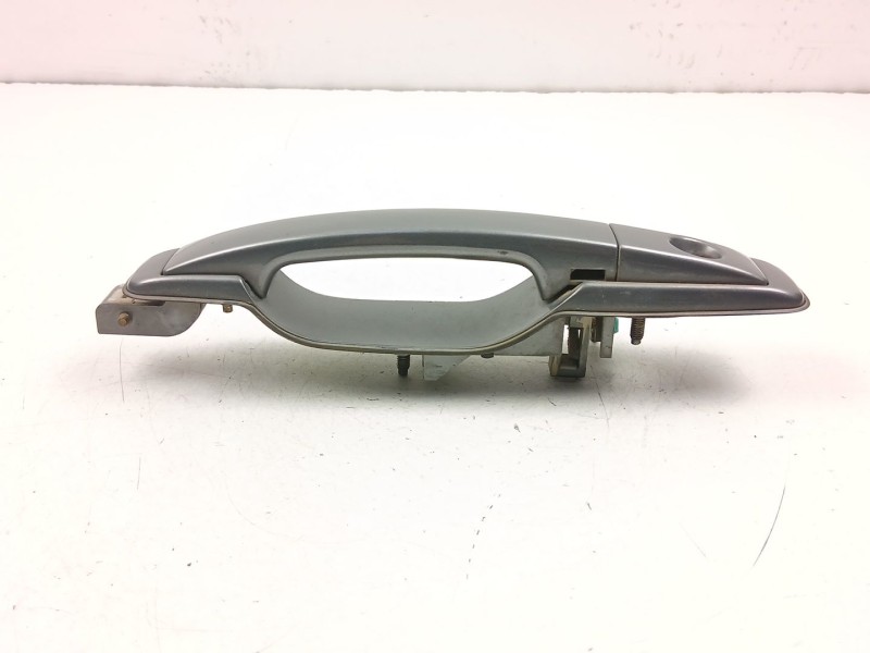 Recambio de manilla delantera izquierda para ssangyong rexton / rexton ii (gab_) 2.9 td referencia OEM IAM 7245008010  