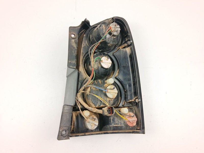 Recambio de piloto trasero izquierdo para ssangyong rexton / rexton ii (gab_) 2.9 td referencia OEM IAM 8360108500  