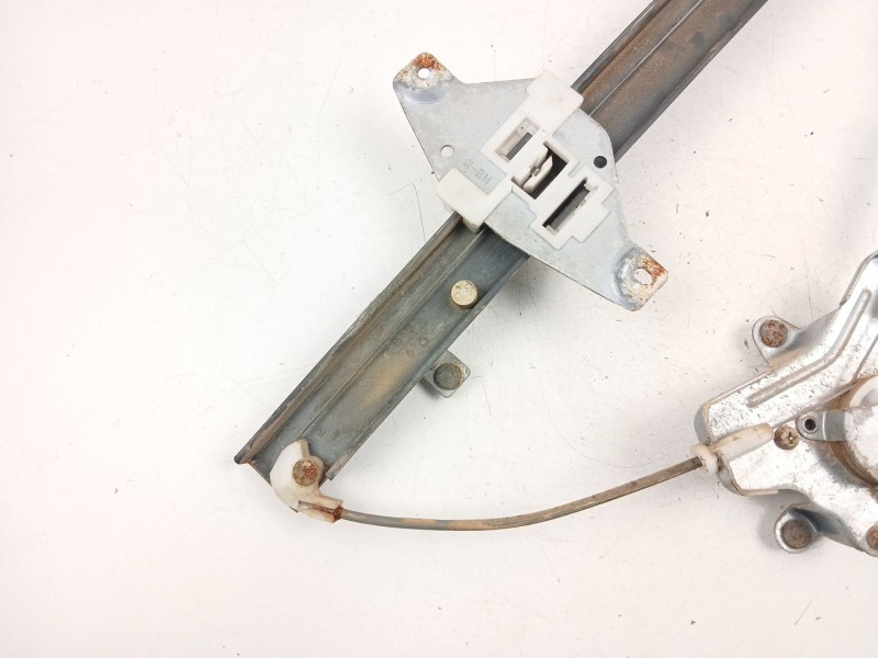 Recambio de elevalunas trasero derecho para ssangyong rexton / rexton ii (gab_) 2.9 td referencia OEM IAM 7334008000  