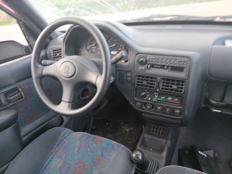 peugeot 106 ii (1a_, 1c_) del año 1996