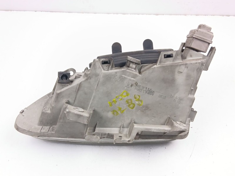 Recambio de faro derecho para renault laguna i (b56_, 556_) 1.8 (b56z) referencia OEM IAM 7701038262  