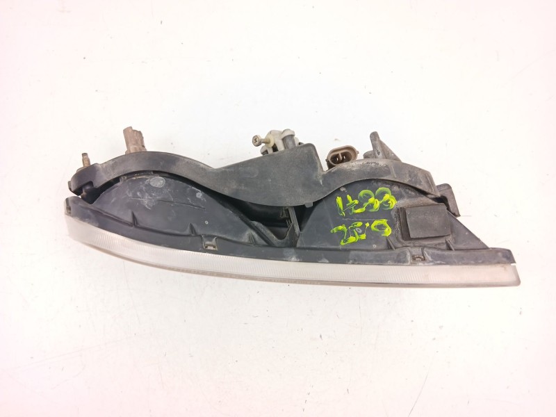 Recambio de antiniebla izquierdo para ssangyong rexton / rexton ii (gab_) 2.9 td referencia OEM IAM 8320108000  