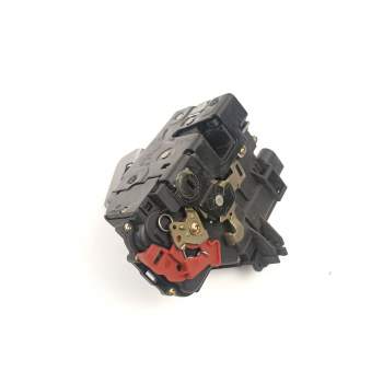CERRADURA PUERTA TRASERA DERECHA 8E0839016C 