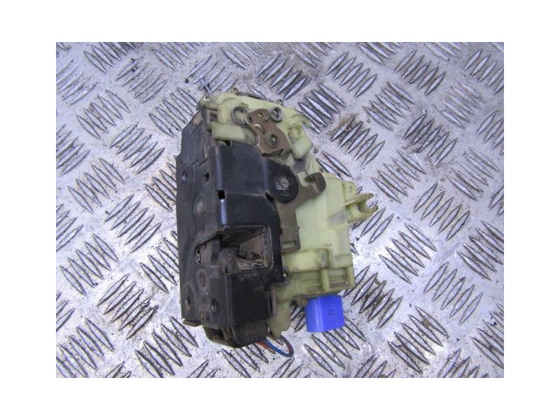 Recambio de cerradura pta. del. izq. : seat cordoba : 1.9 tdi (100,61cv) [2005] para seat cordoba 1.9 tdi referencia OEM IAM C3B