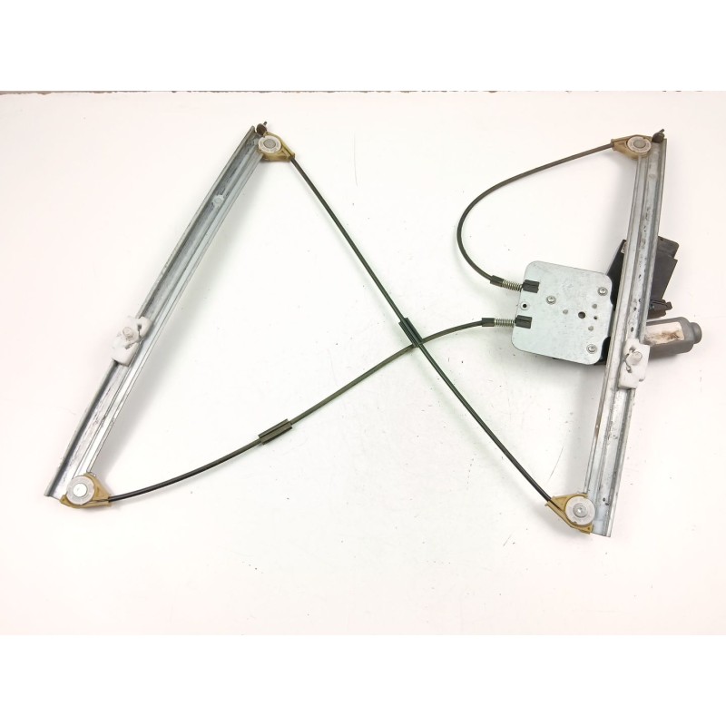 Recambio de elevalunas delantero izquierdo para renault laguna ii (bg0/1_) 2.2 dci (bg0f) referencia OEM IAM 8200722832  