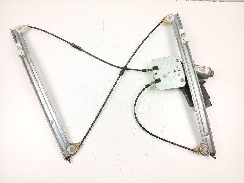 Recambio de elevalunas delantero derecho para renault laguna ii (bg0/1_) 2.2 dci (bg0f) referencia OEM IAM 8200722834  