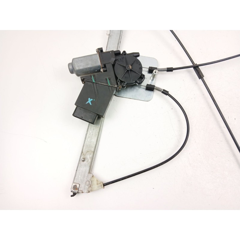 Recambio de elevalunas delantero derecho para renault laguna ii (bg0/1_) 2.2 dci (bg0f) referencia OEM IAM 8200722834  