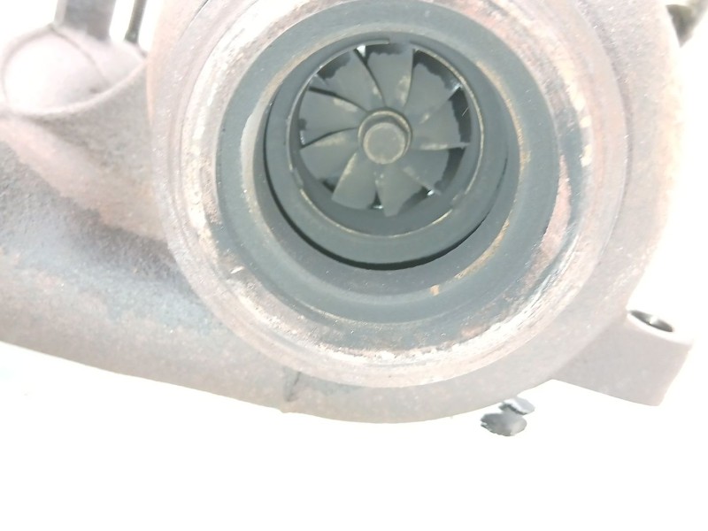 Recambio de turbo para seat leon (1p1) 1.9 tdi referencia OEM IAM 038253014G  BV39A0022