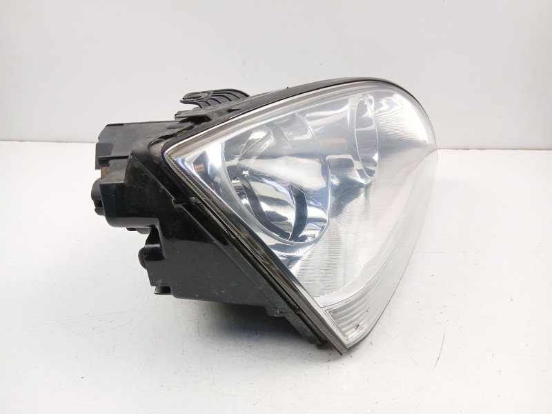 Recambio de faro derecho para kia sorento i (jc) 2.5 crdi referencia OEM IAM 921023E060  