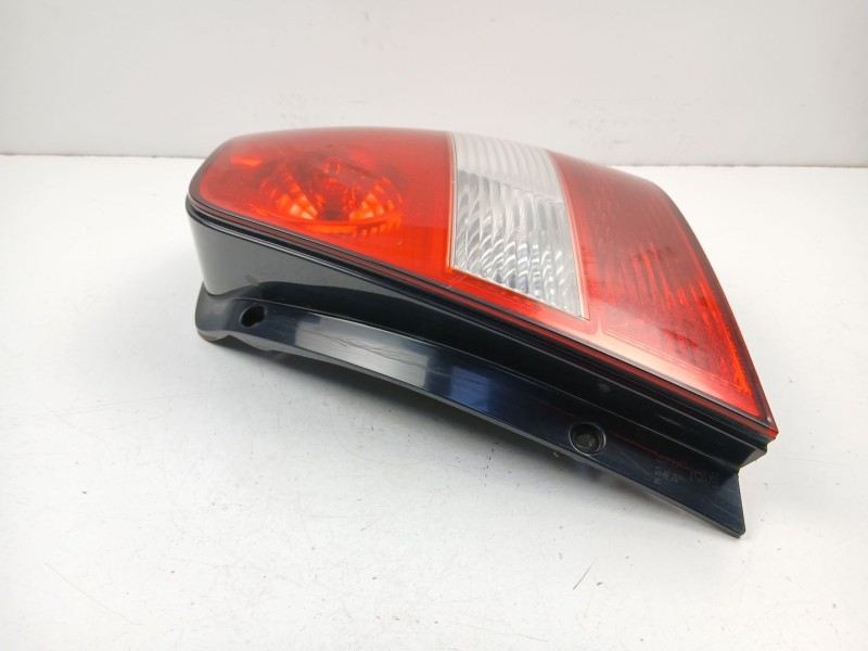 Recambio de piloto trasero izquierdo para kia sorento i (jc) 2.5 crdi referencia OEM IAM 924013E010  