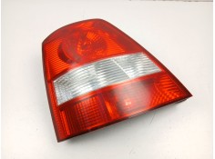 Recambio de piloto trasero derecho para kia sorento i (jc) 2.5 crdi referencia OEM IAM 924023E010  