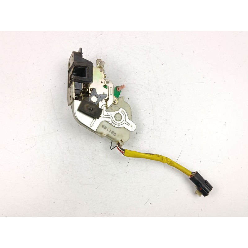 Recambio de cerradura puerta trasera izquierda para kia sorento i (jc) 2.5 crdi referencia OEM IAM 814103E010  