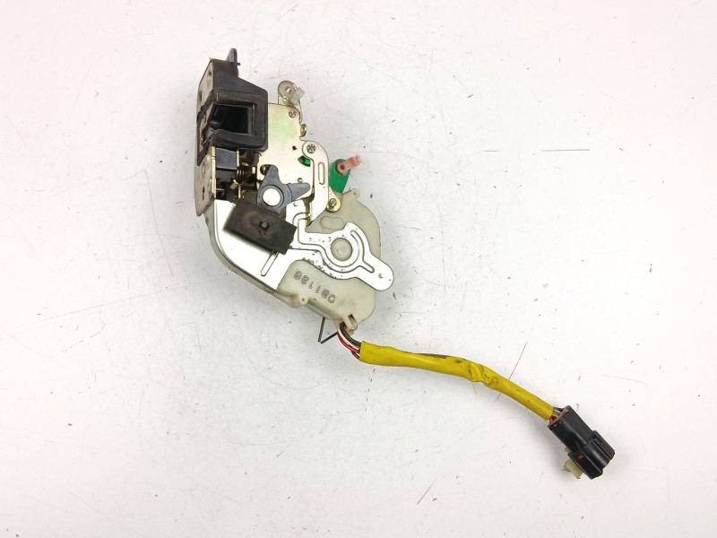 Recambio de cerradura puerta trasera izquierda para kia sorento i (jc) 2.5 crdi referencia OEM IAM 814103E010  