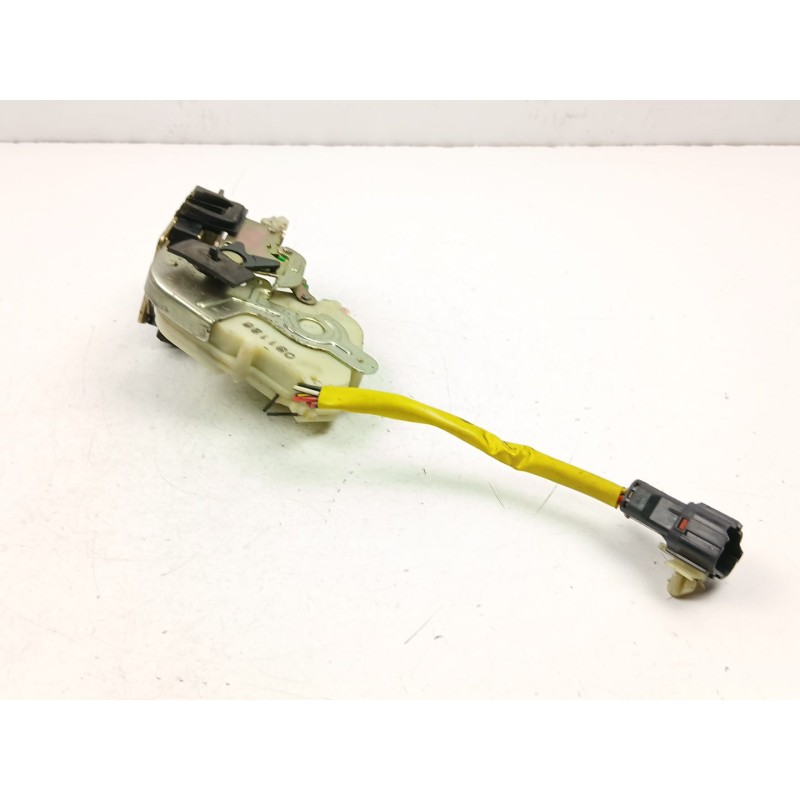 Recambio de cerradura puerta trasera izquierda para kia sorento i (jc) 2.5 crdi referencia OEM IAM 814103E010  