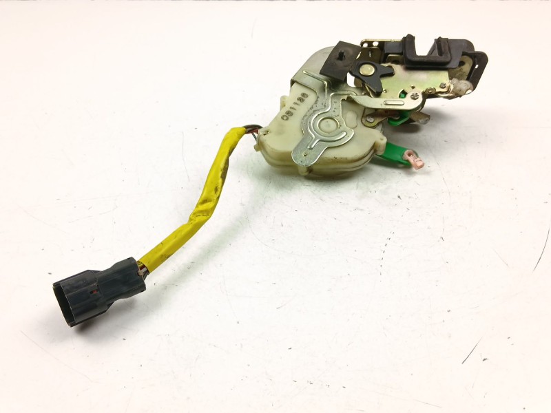 Recambio de cerradura puerta trasera izquierda para kia sorento i (jc) 2.5 crdi referencia OEM IAM 814103E010  