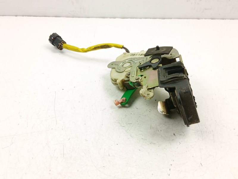 Recambio de cerradura puerta trasera izquierda para kia sorento i (jc) 2.5 crdi referencia OEM IAM 814103E010  