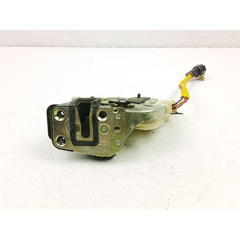 Recambio de cerradura puerta trasera izquierda para kia sorento i (jc) 2.5 crdi referencia OEM IAM 814103E010  