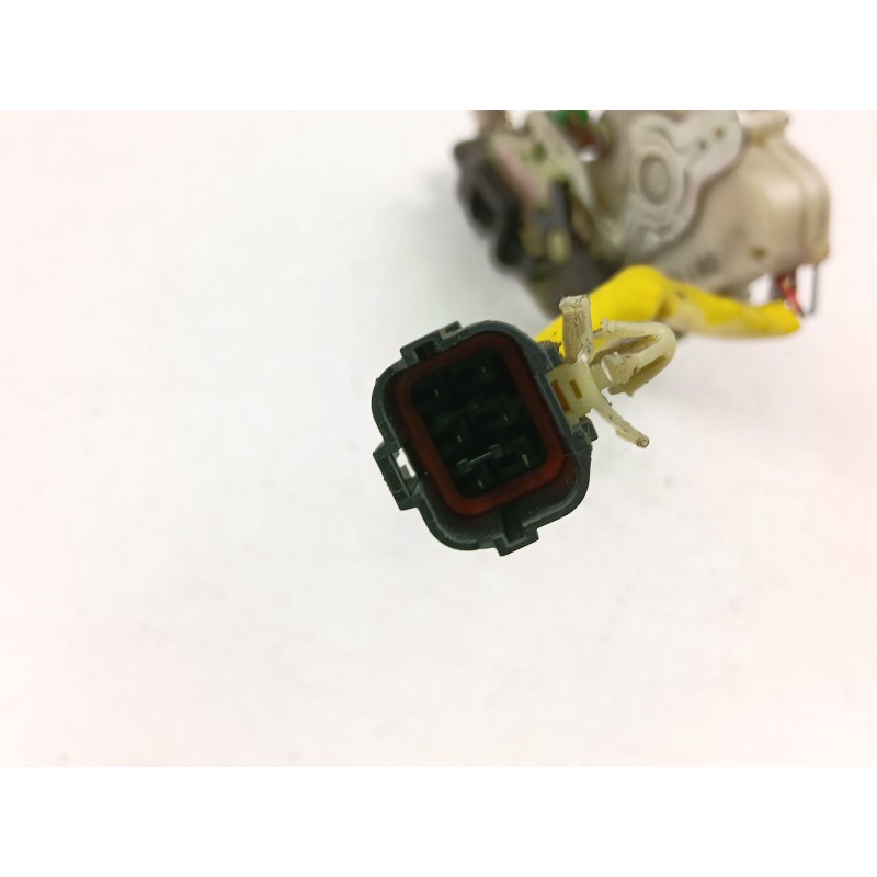 Recambio de cerradura puerta trasera izquierda para kia sorento i (jc) 2.5 crdi referencia OEM IAM 814103E010  