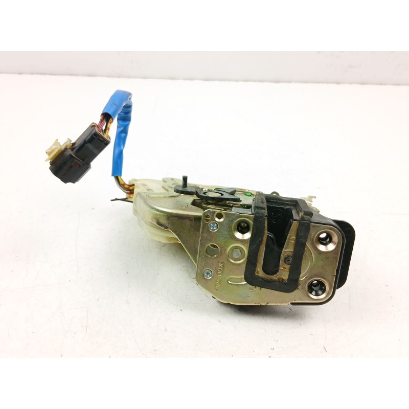 Recambio de cerradura puerta trasera derecha para kia sorento i (jc) 2.5 crdi referencia OEM IAM 814203E010  