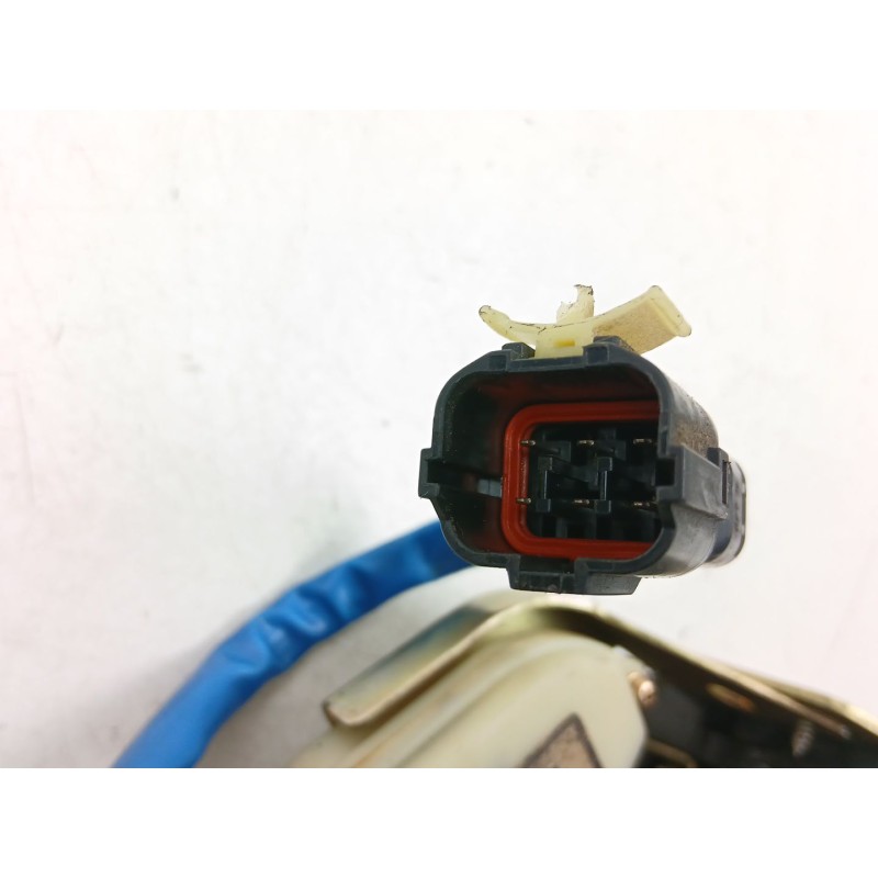 Recambio de cerradura puerta trasera derecha para kia sorento i (jc) 2.5 crdi referencia OEM IAM 814203E010  