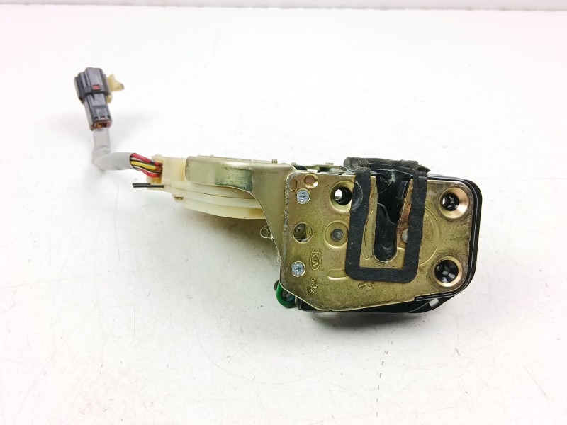 Recambio de cerradura puerta delantera derecha para kia sorento i (jc) 2.5 crdi referencia OEM IAM 813203E010  