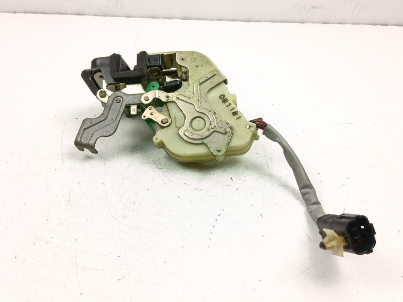 Recambio de cerradura puerta delantera derecha para kia sorento i (jc) 2.5 crdi referencia OEM IAM 813203E010  