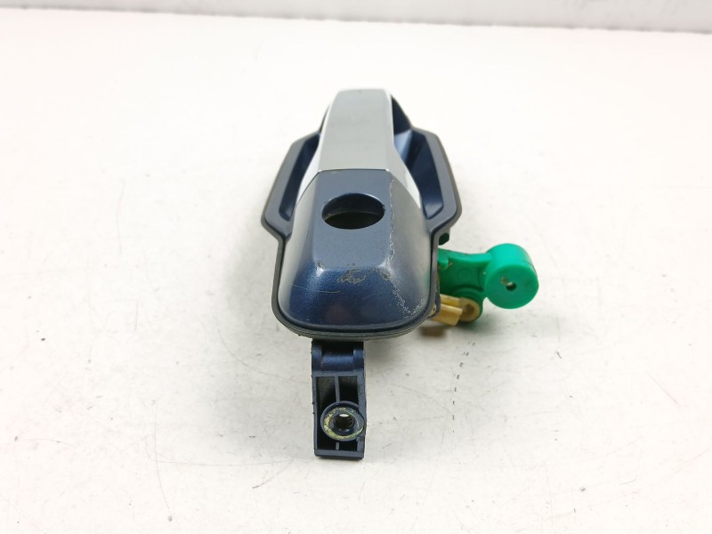 Recambio de manilla delantera izquierda para kia sorento i (jc) 2.5 crdi referencia OEM IAM 826503E050XX  