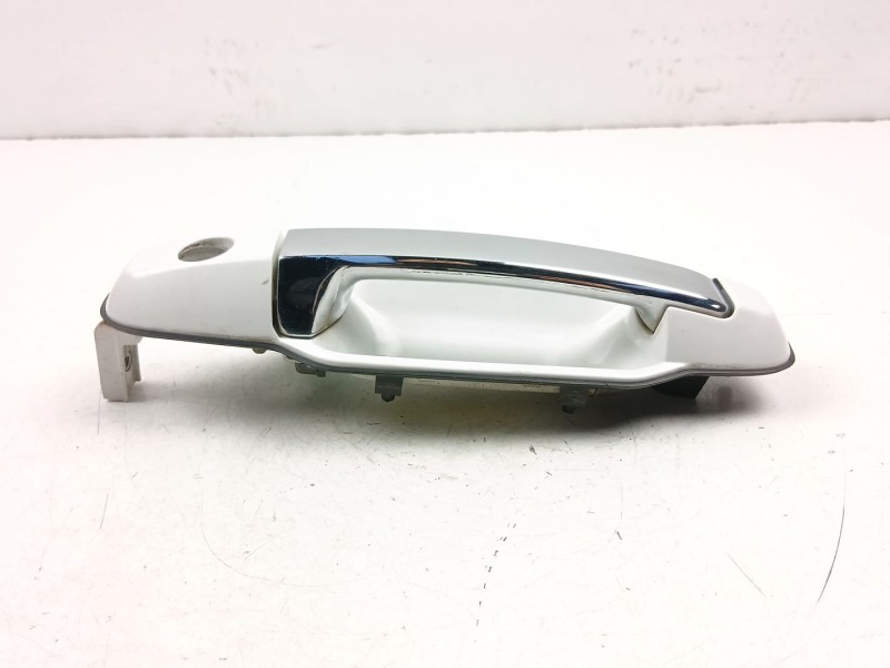 Recambio de manilla delantera derecha para kia sorento i (jc) 2.5 crdi referencia OEM IAM 826603E050XX  