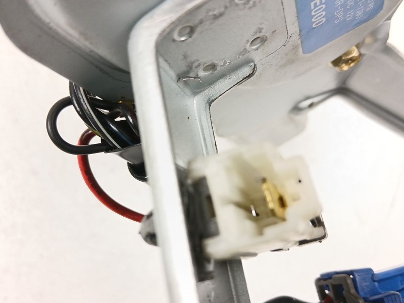 Recambio de motor limpia trasero para kia sorento i (jc) 2.5 crdi referencia OEM IAM 987003E000  