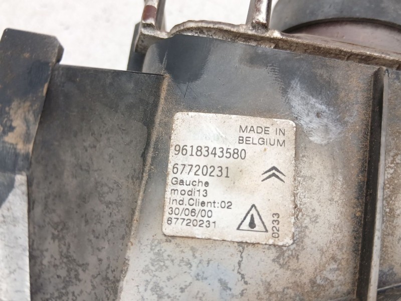 Recambio de antiniebla izquierdo para citroën saxo (s0, s1) 1.4 vts referencia OEM IAM 9618343580  67720231