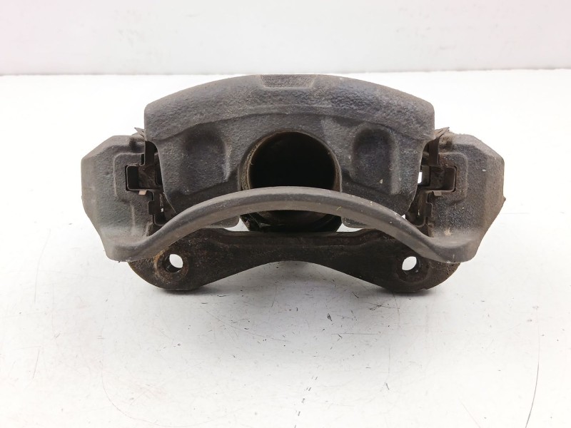 Recambio de pinza freno delantera derecha para ssangyong rexton / rexton ii (gab_) 2.9 td referencia OEM IAM 4814008151  