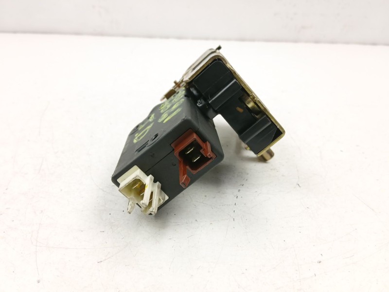 Recambio de cerradura puerta trasera derecha para peugeot 106 ii (1a_, 1c_) 1.4 i referencia OEM IAM 913846  