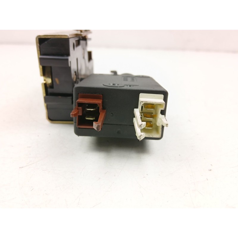 Recambio de cerradura puerta trasera derecha para peugeot 106 ii (1a_, 1c_) 1.4 i referencia OEM IAM 913846  