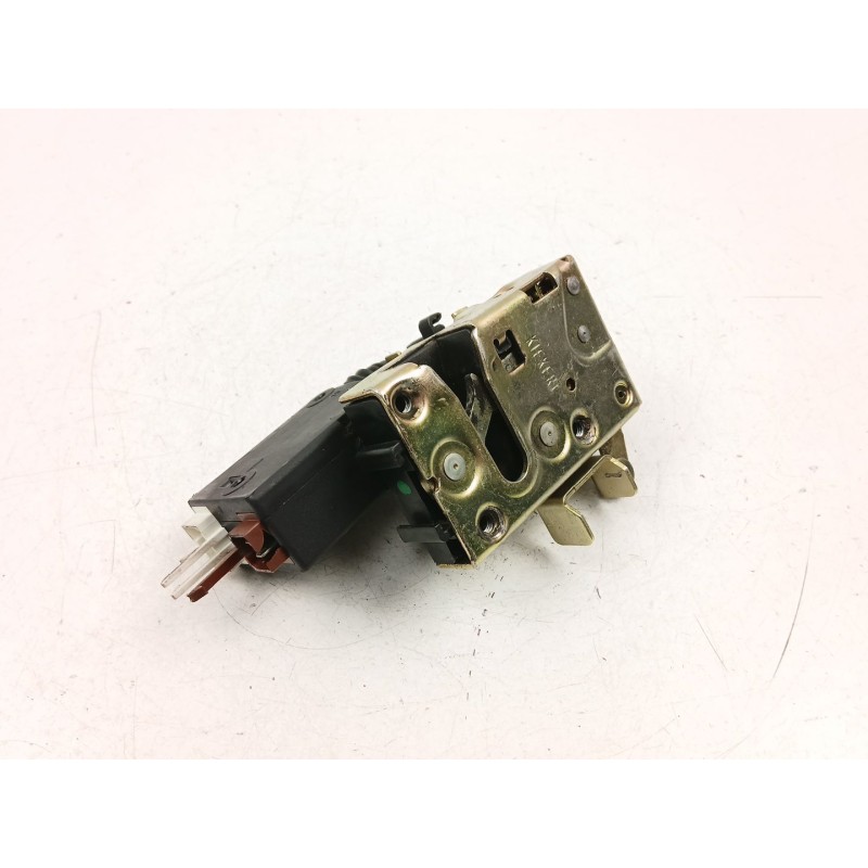 Recambio de cerradura puerta delantera derecha para peugeot 106 ii (1a_, 1c_) 1.4 i referencia OEM IAM 913687  