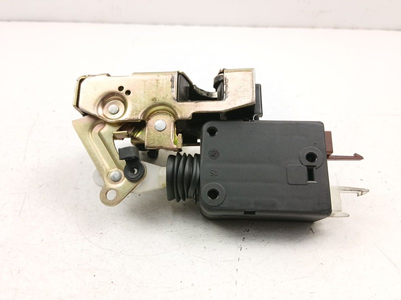 Recambio de cerradura puerta delantera derecha para peugeot 106 ii (1a_, 1c_) 1.4 i referencia OEM IAM 913687  