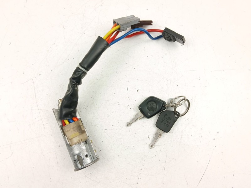 Recambio de conmutador de arranque para peugeot 106 ii (1a_, 1c_) 1.4 i referencia OEM IAM 416292  