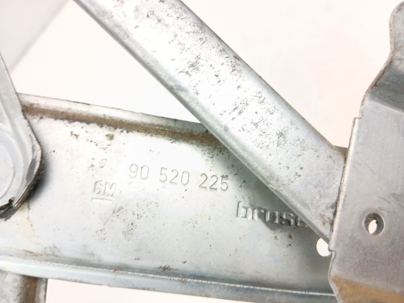 Recambio de elevalunas delantero izquierdo para opel vectra b (j96) 1.8 i 16v (f19) referencia OEM IAM 90520225  