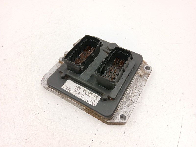 Recambio de centralita para opel vectra b (j96) 1.8 i 16v (f19) referencia OEM IAM 90569370  