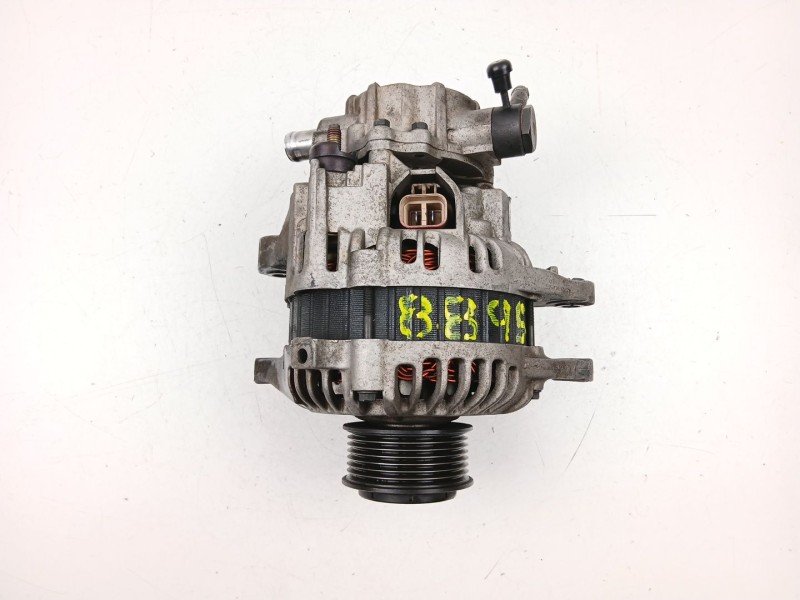 Recambio de alternador para kia sorento i (jc) 2.5 crdi referencia OEM IAM 373004A110  
