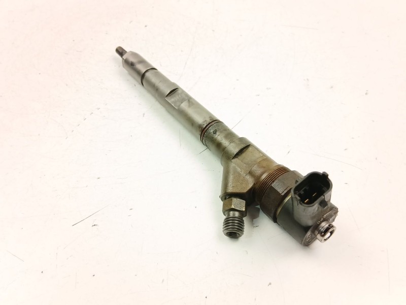 Recambio de inyectores juego para kia sorento i (jc) 2.5 crdi referencia OEM IAM 338004A100  0445110279