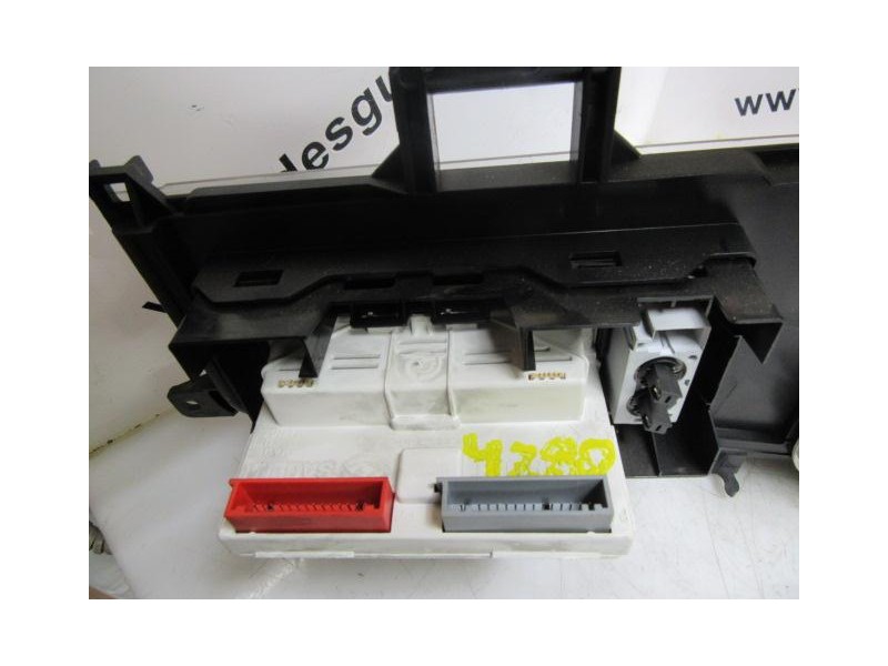 Recambio de cuadro instrumentos : renault vel satis : 2.2 d /g9t d7 (149,60cv) [2003] para renault vel satis 2.2 d /g9t d7 refer