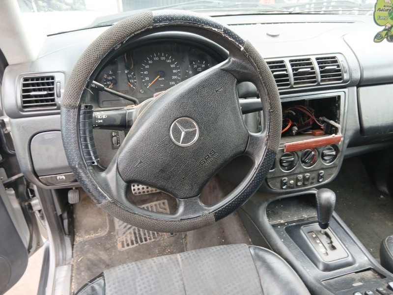 mercedes-benz clase m (w163) del año 1999