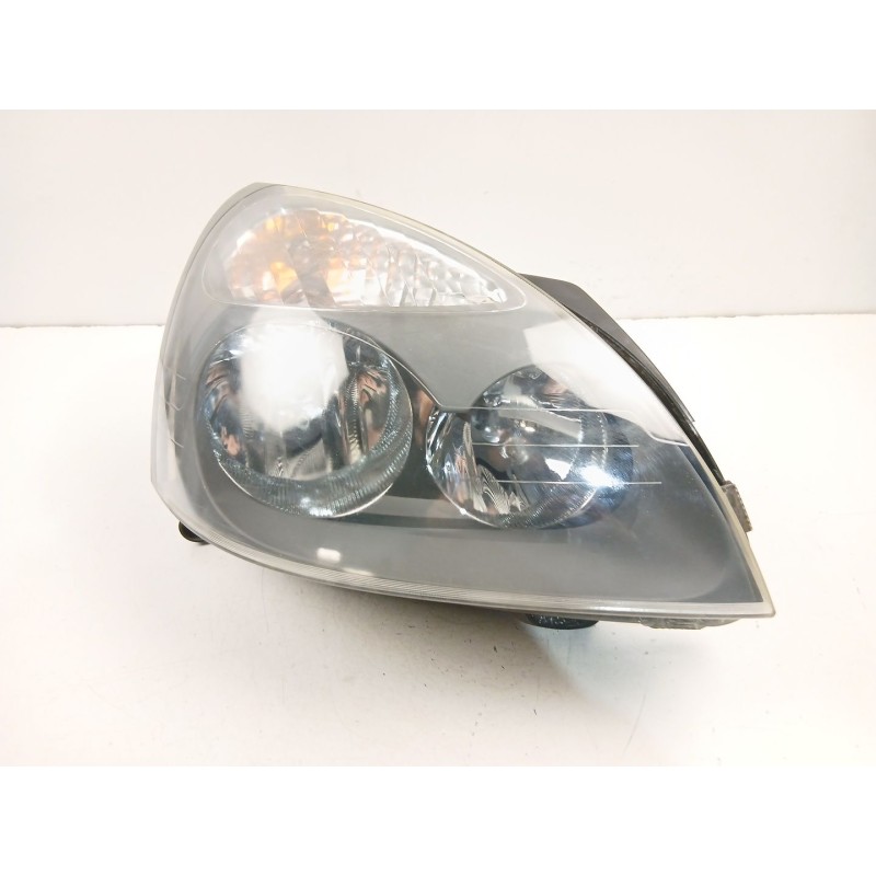 Recambio de faro derecho para renault clio ii (bb_, cb_) 1.5 dci (b/cb07) referencia OEM IAM 8200478985  