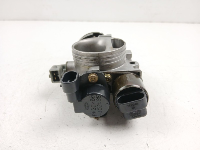 Recambio de caja mariposa para peugeot 106 ii (1a_, 1c_) 1.4 i referencia OEM IAM 1635A0  7276609001