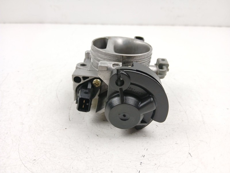 Recambio de caja mariposa para peugeot 106 ii (1a_, 1c_) 1.4 i referencia OEM IAM 1635A0  7276609001