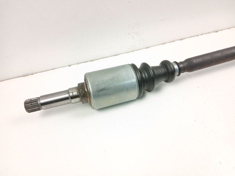 Recambio de transmision delantera derecha para peugeot 106 ii (1a_, 1c_) 1.4 i referencia OEM IAM 32737F  