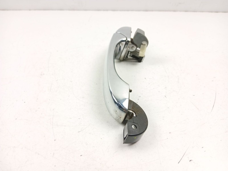 Recambio de manilla delantera derecha para chrysler sebring (js) 2.0 crd referencia OEM IAM 4589186AA  