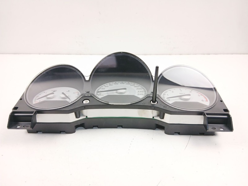 Recambio de cuadro instrumentos para chrysler sebring (js) 2.0 crd referencia OEM IAM 5107714AH P05107714AH 