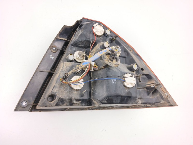 Recambio de piloto trasero izquierdo para chevrolet aveo / kalos sedán (t250, t255) 1.4 referencia OEM IAM 96650614  