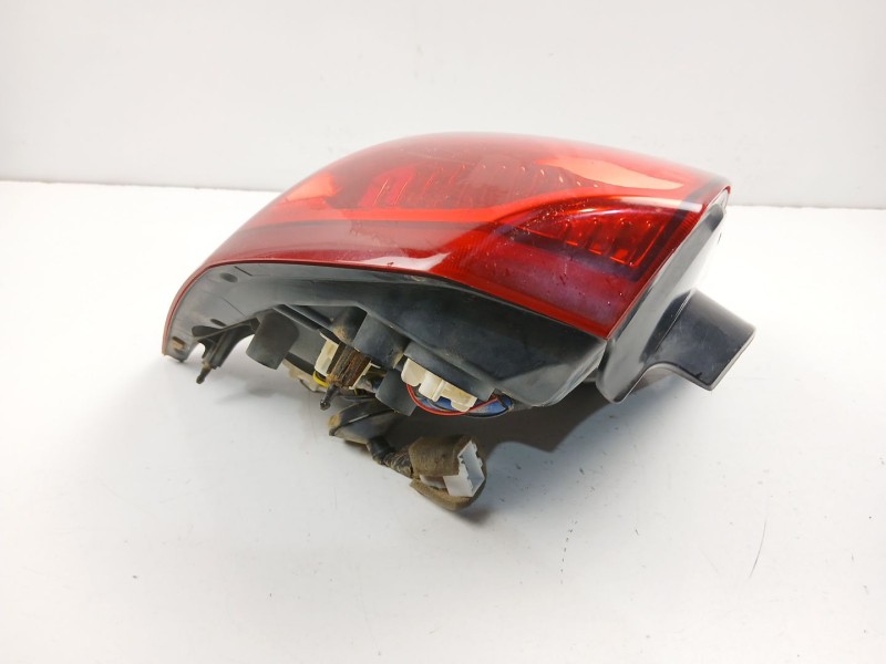 Recambio de piloto trasero derecho para chevrolet aveo / kalos sedán (t250, t255) 1.4 referencia OEM IAM 96650615  